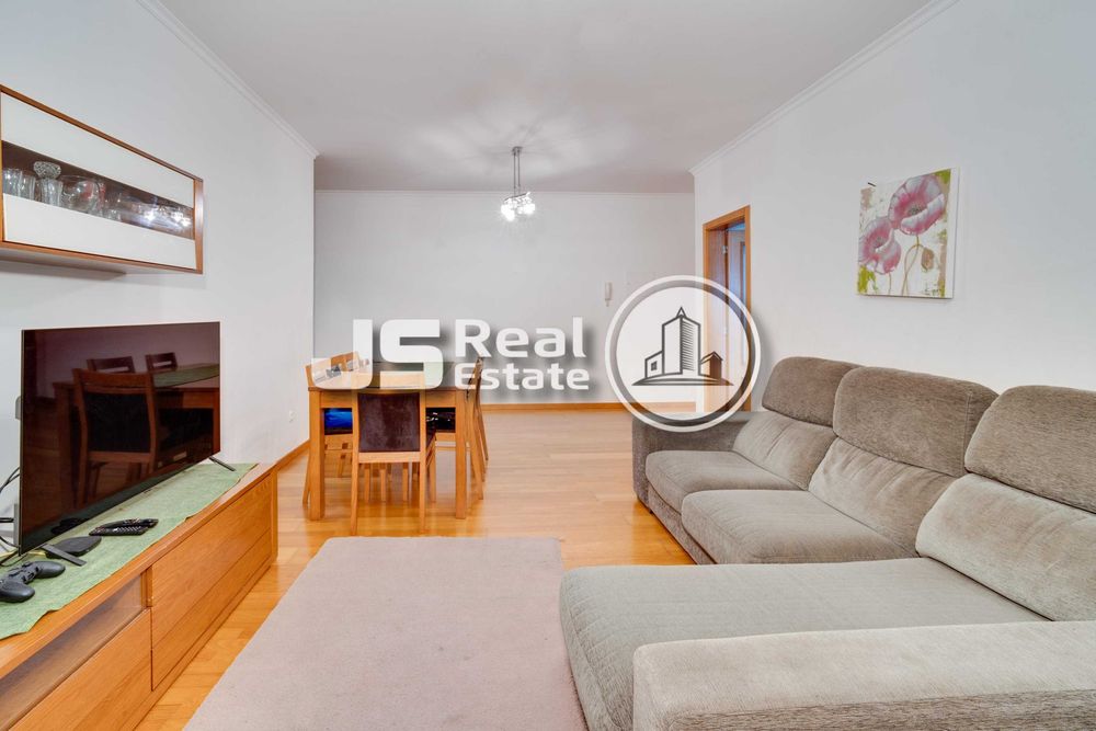 Apartamento T2 com Garagem – Santo António, Funchal