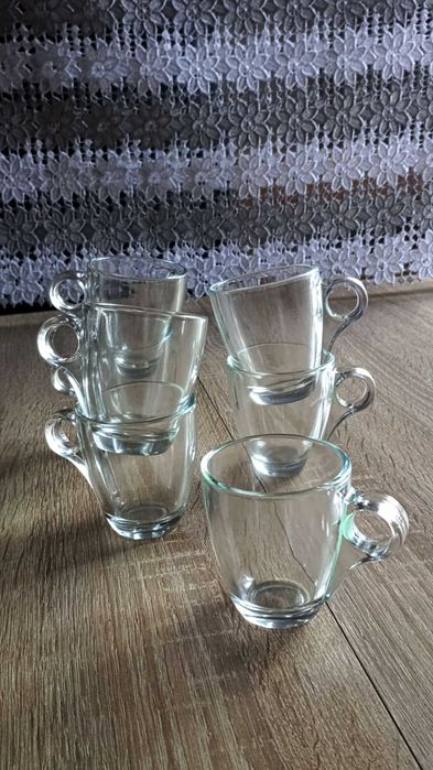 Zestaw szklanych filiżanek do espresso