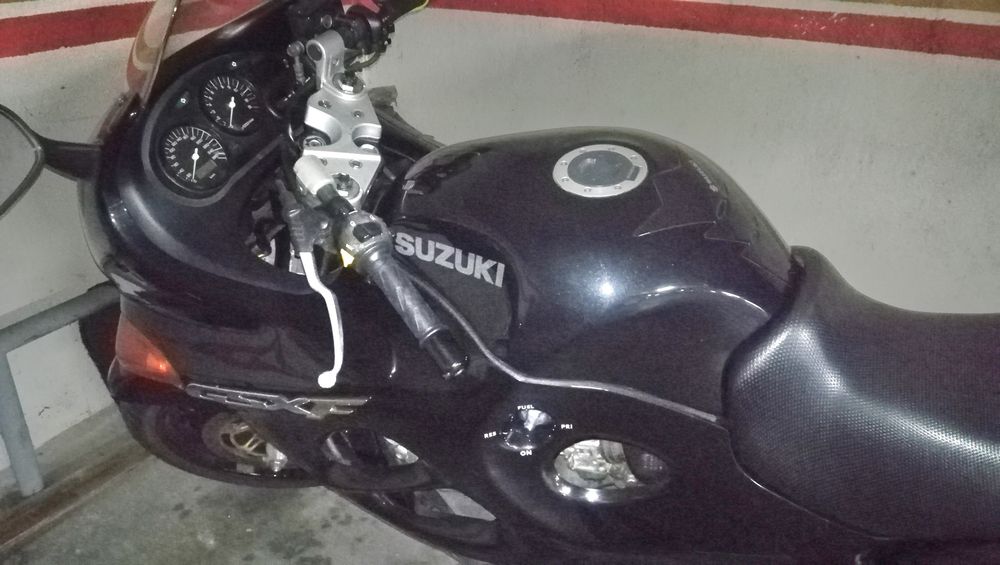Suzuki GSX F 750