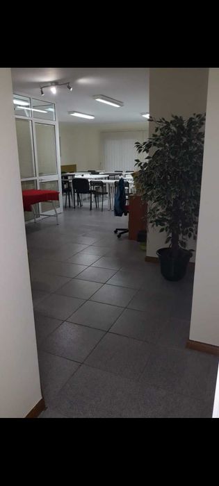 Aluguer de loja/espaço