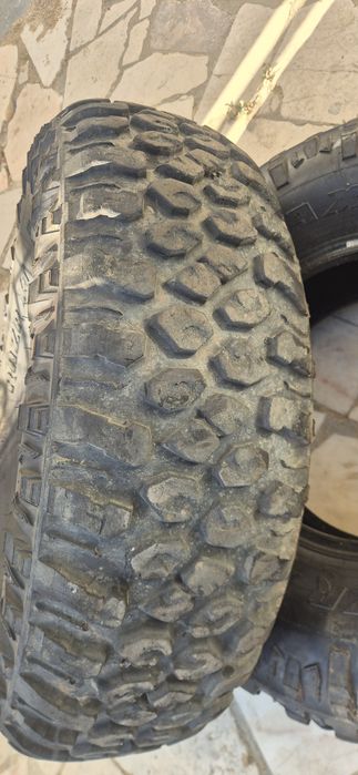 Vendo 6 pneus Maxis Razr  XT 30x10 R14
