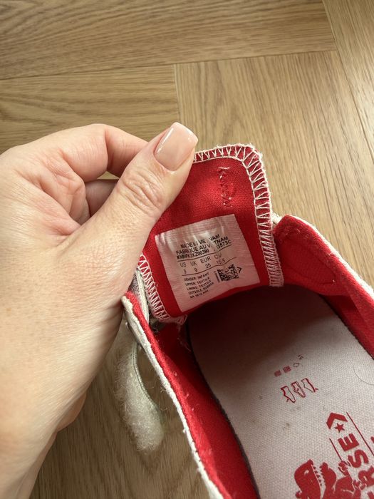 Chuck Converse 25 rzepa