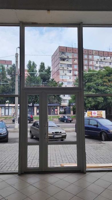 400м² Фасад, Хороший траф, красная линия, Витрина, Левобережный 3