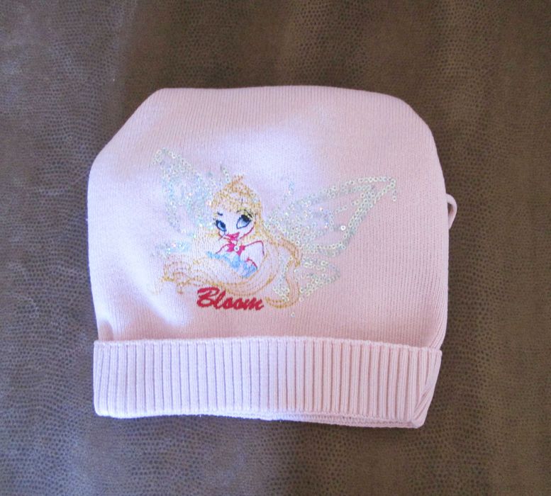 Шапка на дівчинку 8-12 років