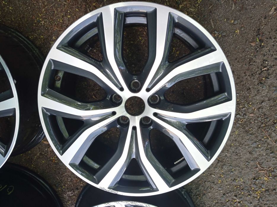 Felgi aluminiowe Alufelgi koła BMW 19 5x112 X1 f48 X2 f39 OEM oryginalne