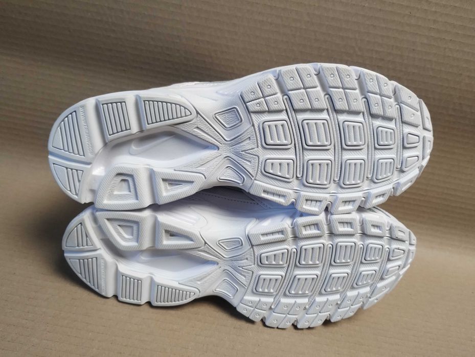 buty sportowe Nike initiator  38,5 nowe