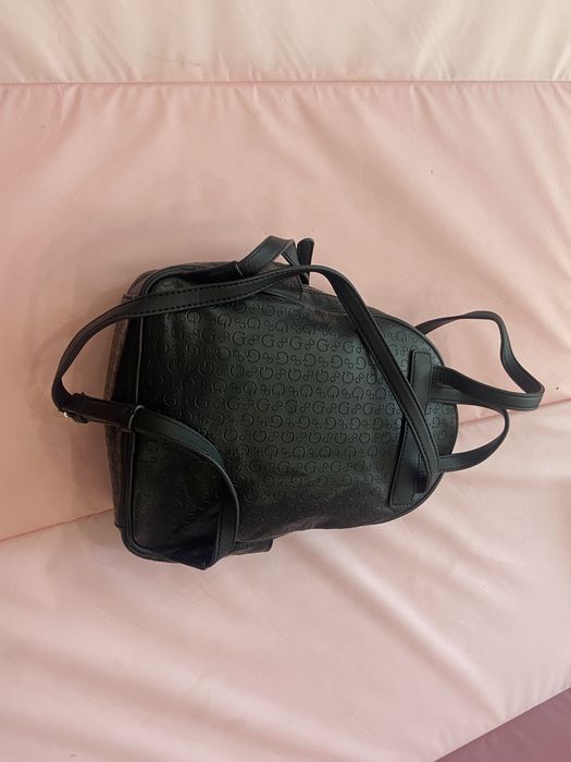 Рюкзак кожаный Guess