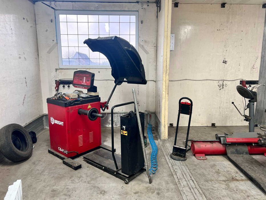 Продам легковий та грузовий TIR шиномонтаж Київ - Одеса