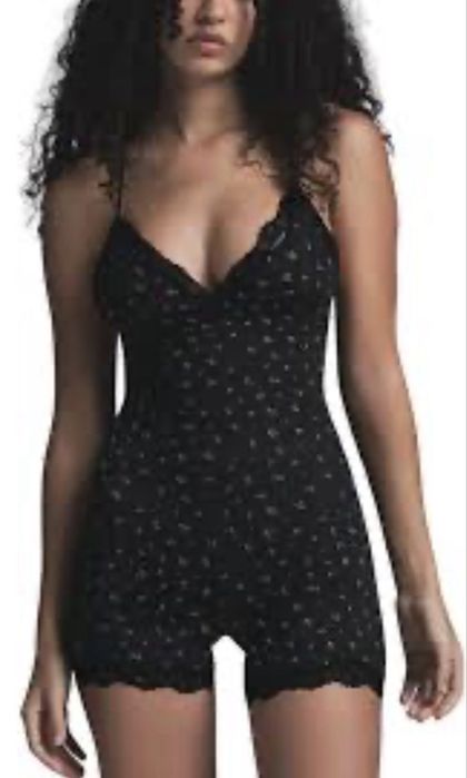 SKIMS комбінізон  FITS EVERYBODY LACE Triangle   Xs,m,L