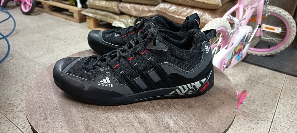 Tênis adidas Terex