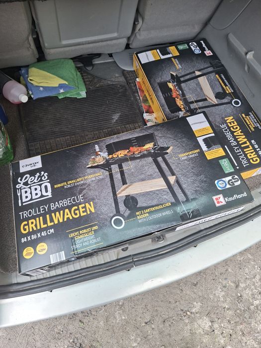 Grill węglowy wózek