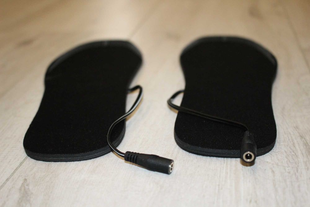 Устілки з підігрівом для взуття від USB розмір 41-45 універсальний.