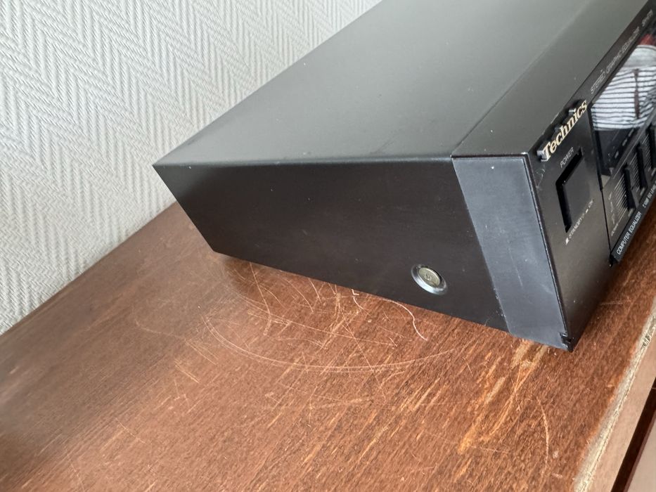 Equalizer Technics SH-E75