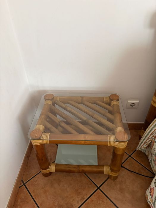 Cama Bambu + Estrato 140x200 + Duas Mesas Cabeceira