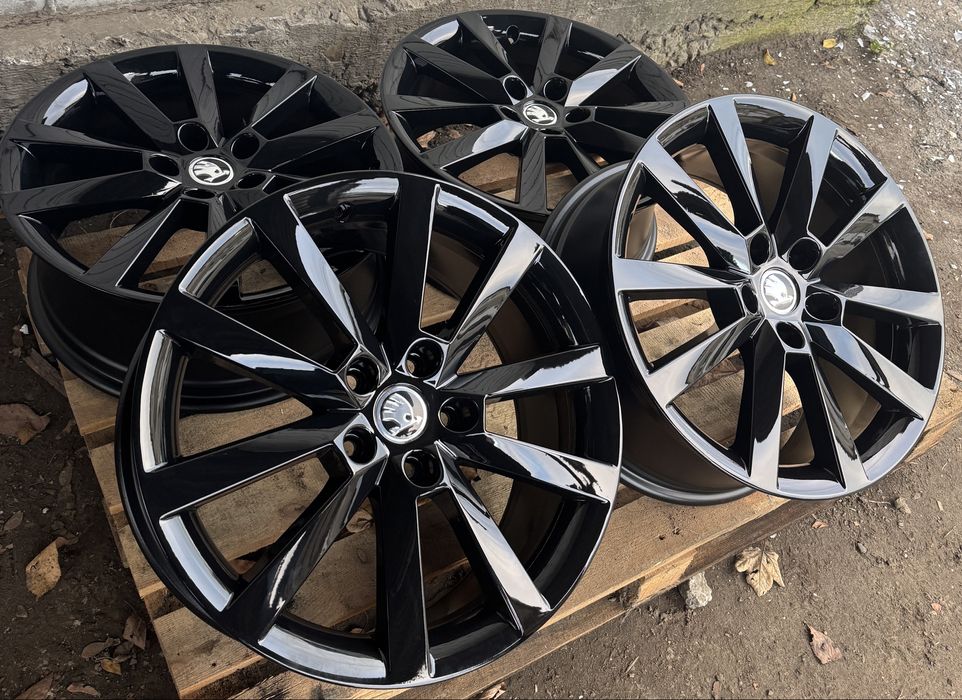 Skoda R18 диски оригінальні