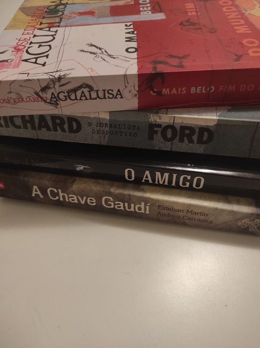 Livros varios (Agualusa, Richard Ford)