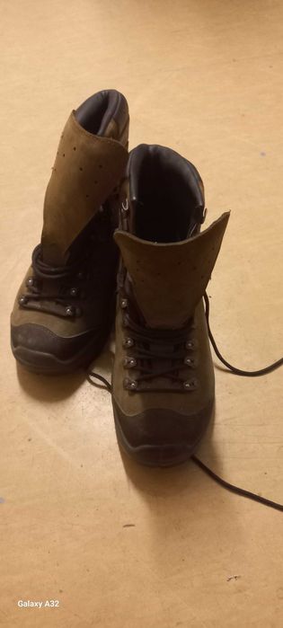 Buty zimowe wojskowe brązowe