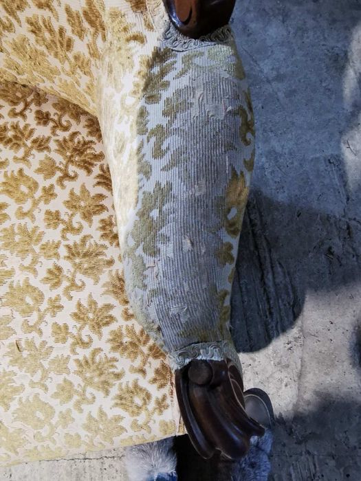 Sofa antyk, Louis XVi