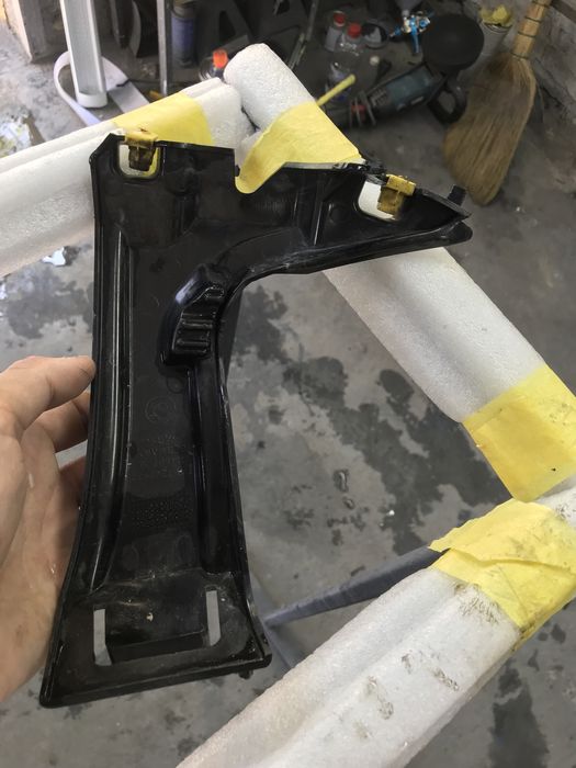 Кріплегня крила/бампера BMW f10