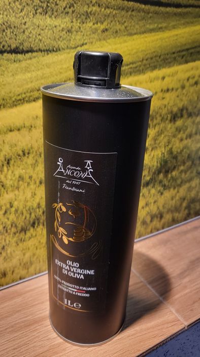 Oliwa z oliwek extravergine 100% włoska z Apulii 1L