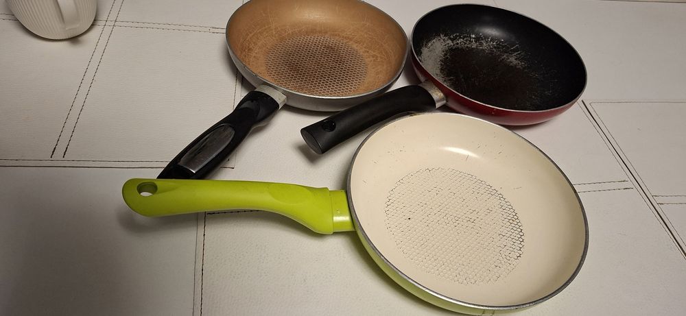 Zestaw patelni na indukcję 3 szt