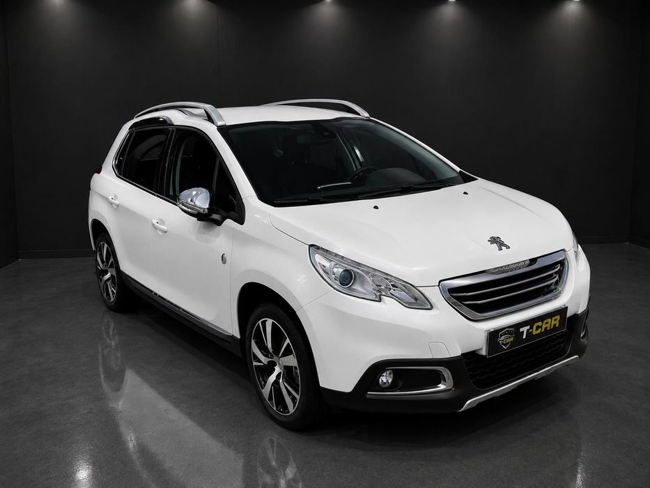 Peugeot 2008 1.2 PureTech Crossway