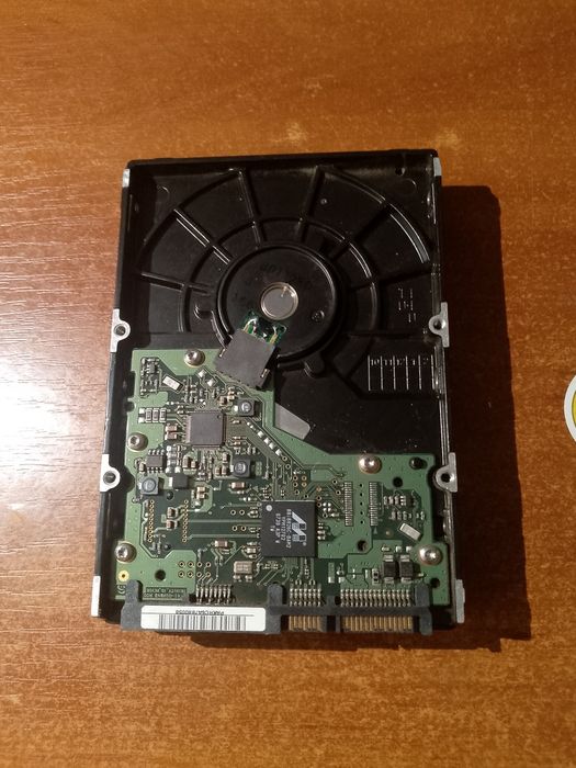 Жесткий диск/хард/жорсткий диск