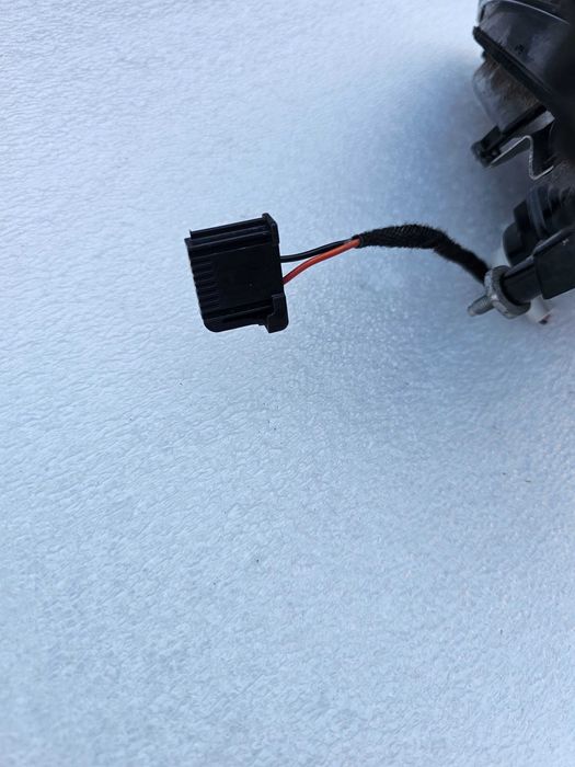 Lampa Prawy Tył Opel Zafira C Zwykła