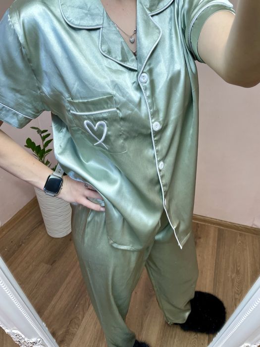 Модна жіноча піжама