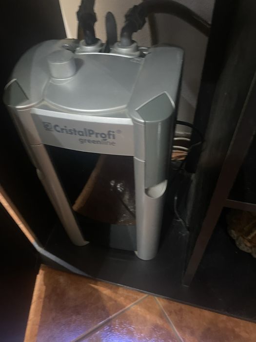 Vendo aquario todo completo