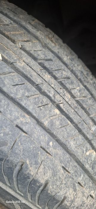 4 Pneus  medida 215/70R15 - bridgestone duravis e barum  vanis 2
