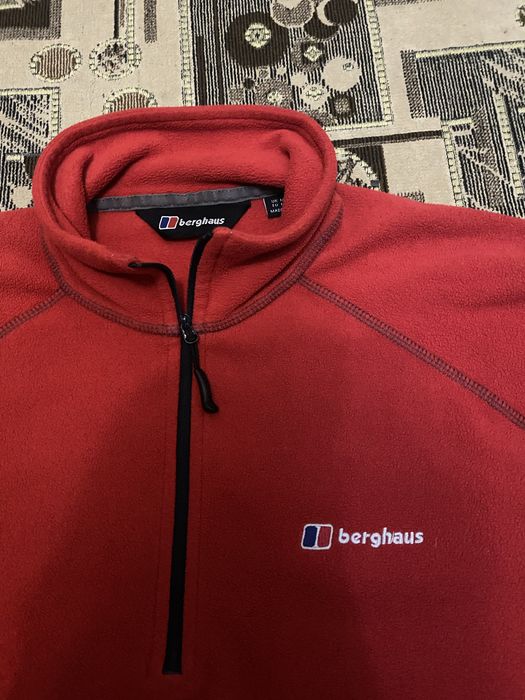 Berghaus читати опис!