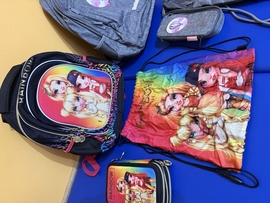 Plecaki zestaw BeQniq z piórnikami