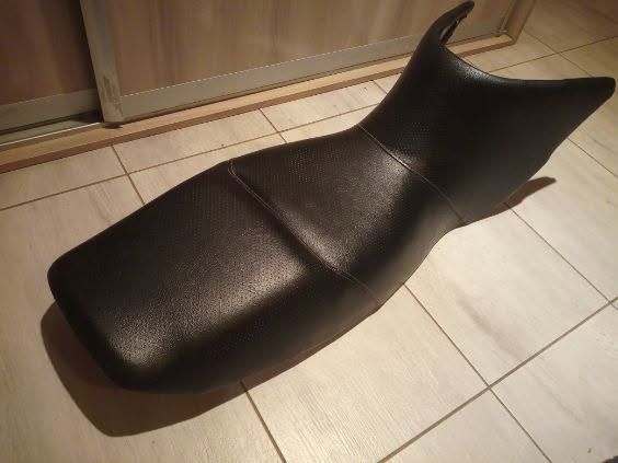 Kanapa /siedzenie Yamaha DTR 850