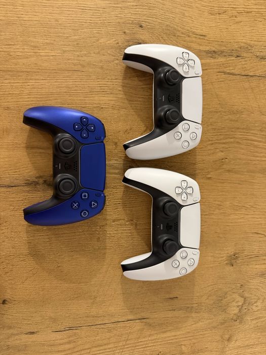 Konsola Playstation 5 Slim 1TB + 3 pady + 8 gier + Stacja ładująca