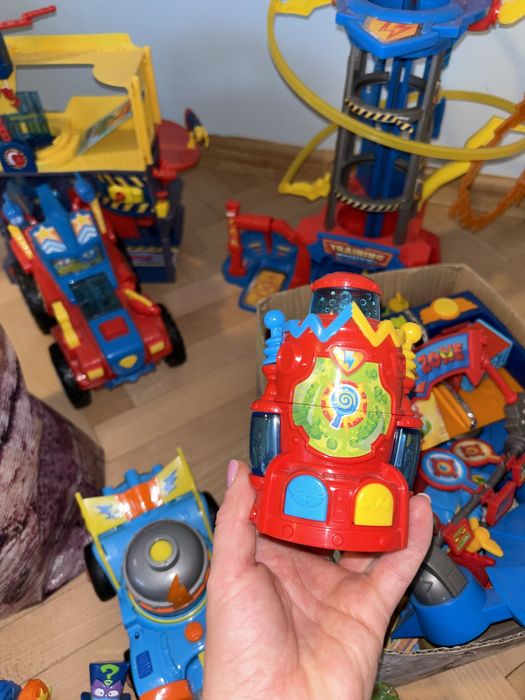 Zestaw zabawek super zings