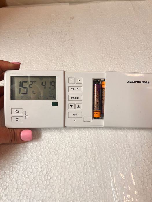 Termostat Auraton 2025