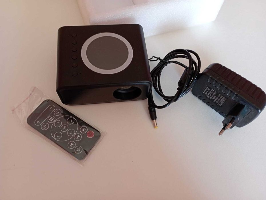 Mini Projector WI-FI