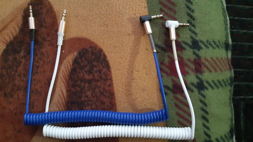 Продам Aux кабель.