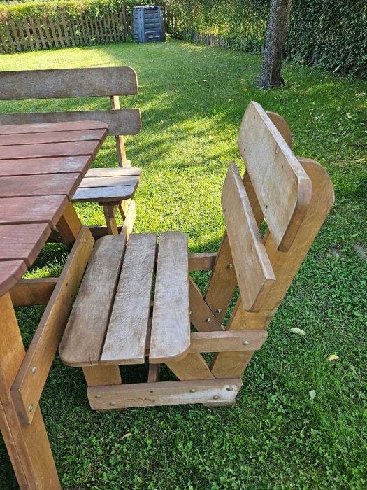 sprzedam Zestaw mebli ogrodowych - drewno - olcha, stół, ławki, krzesła