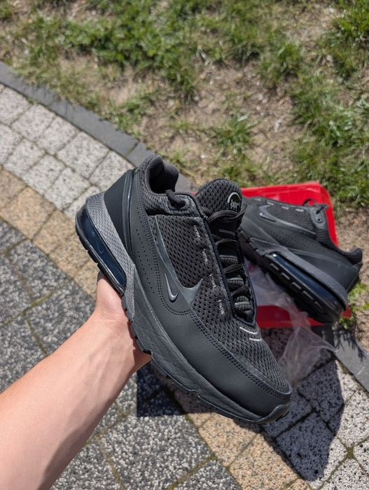 Nike Air Max Pulse w kolorze czarnym oryginalne rozmiar 42