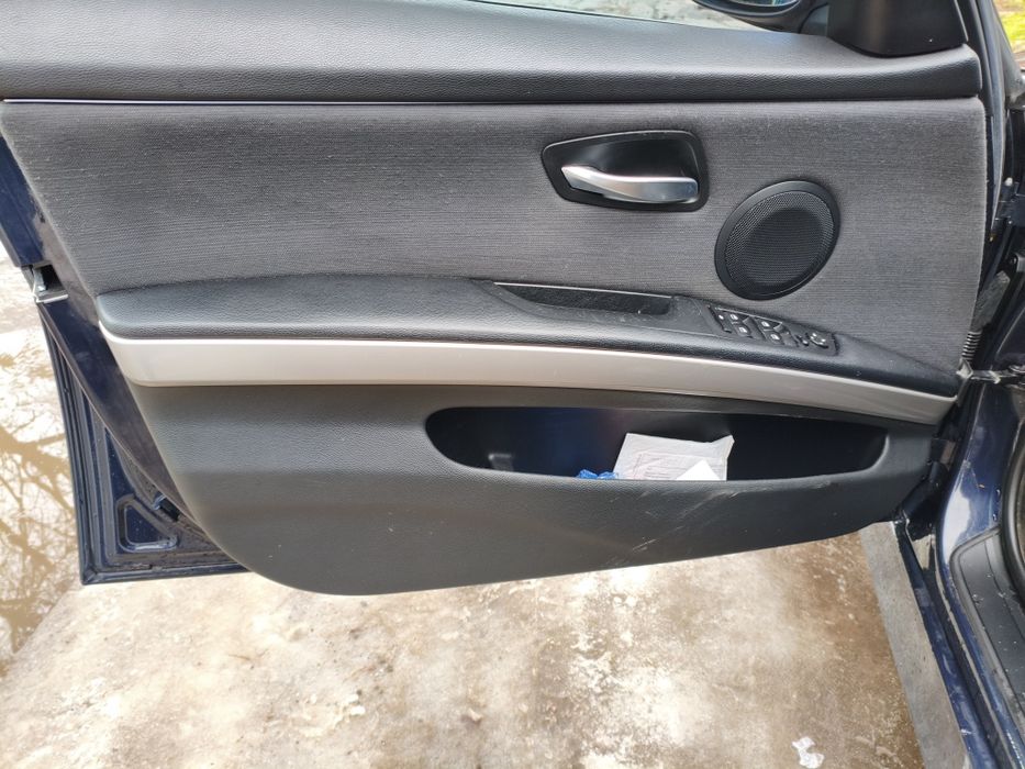 Продам BMW 330d e91