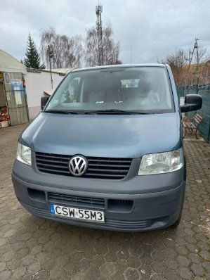 Volkswagen T5  Volkswagen T5 , bardzo zadbany , świetny stan techniczny . 1.9 TDI !