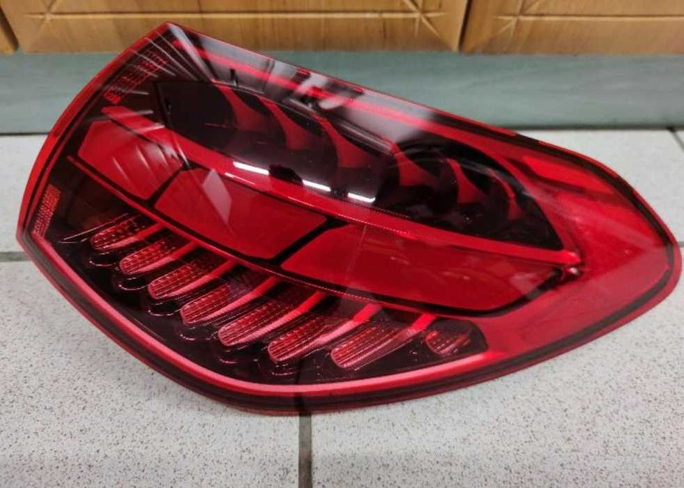 Фонари задние левый правый Mercedes C-Class W205 W206 USA EU стопы