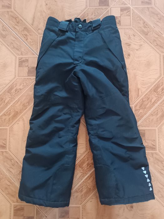 Spodnie narciarskie zimowe czarne 110/116