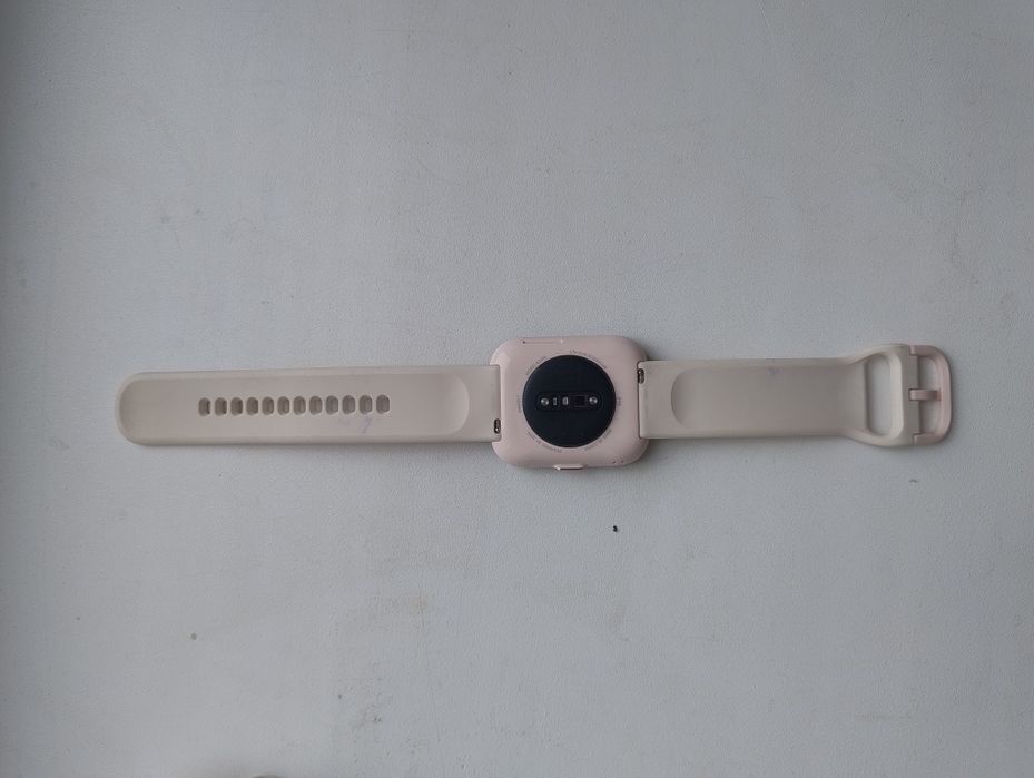 Продам б/у смарт‑годинник
Amazfit Bip 5
Стан хороший, майже не користу