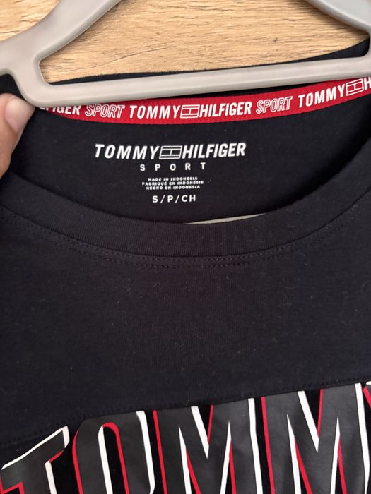 Czarna sukienka Tommy Hilfiger
