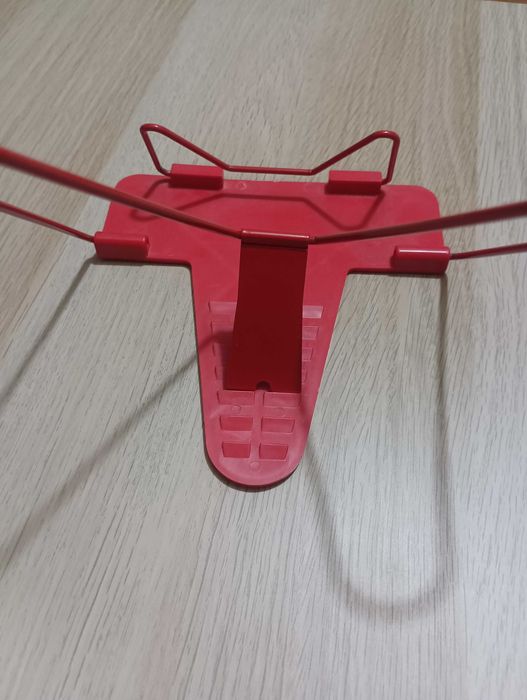 Suporte de Livros vermelho