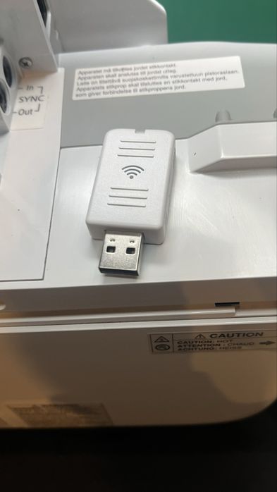 Projetor Vídeo Epson EB-680Wi
