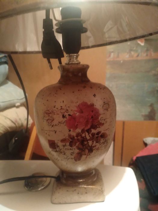 Лампа настільна нова